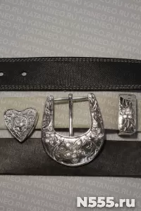 Комплект фурнитуры для ремня. Пряжка шлевка наконечник