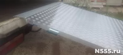 Погрузочный мост для склада складной фото 2