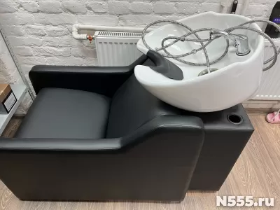 Парикмахерское кресло-мойку продаю