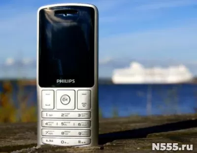 Новый Philips Xenium X130 (оригинал,2-сим,комплект).