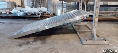 Мобильная рампа, эстакада для погрузки